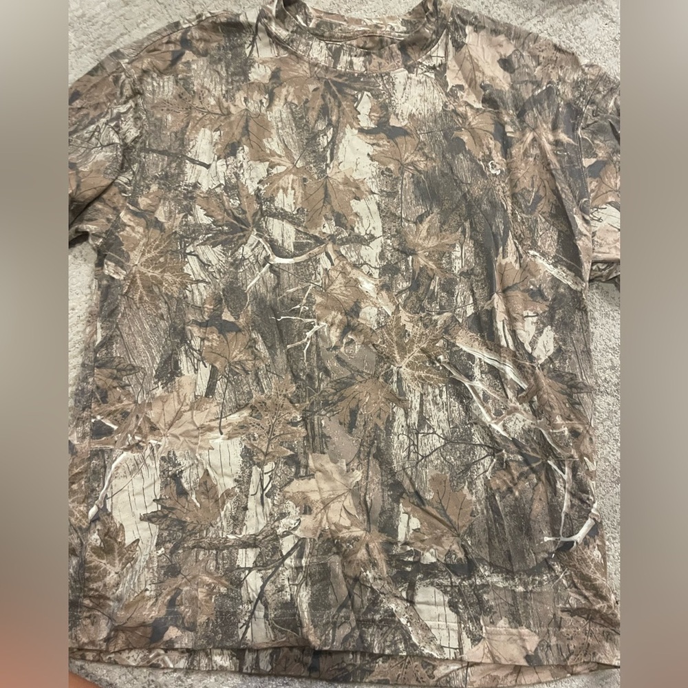 Camo Leaf Print T-Shirt